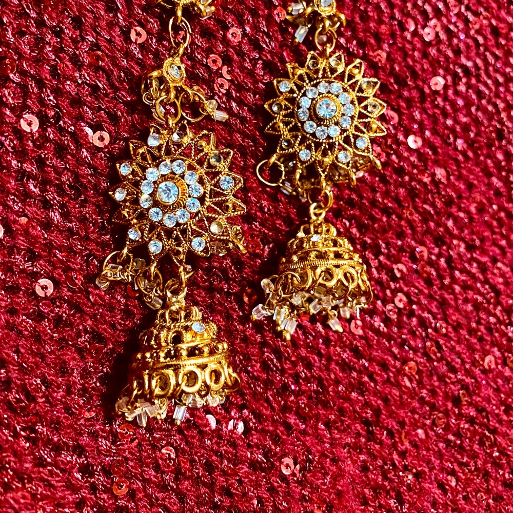 Jewelry - Picture 2 of 2